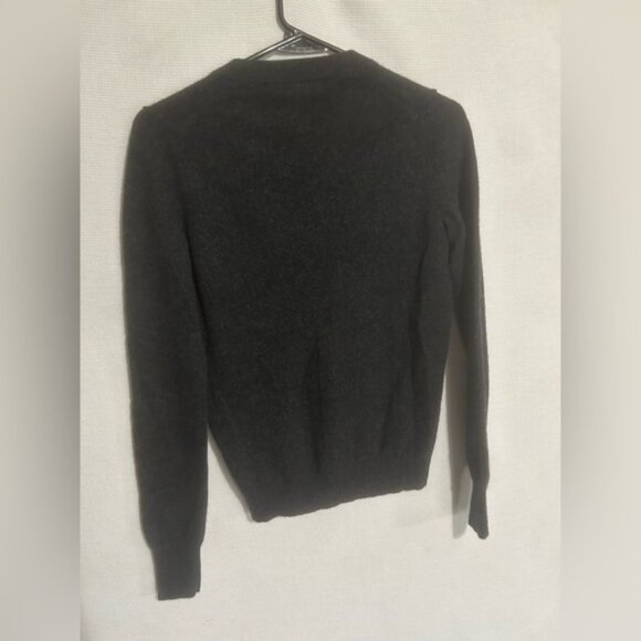 Theory 100% cashmere charcoal sweater - Picture 8 of 8